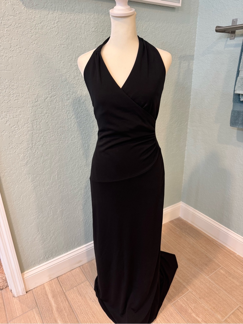 EUC BCBG maxi dress